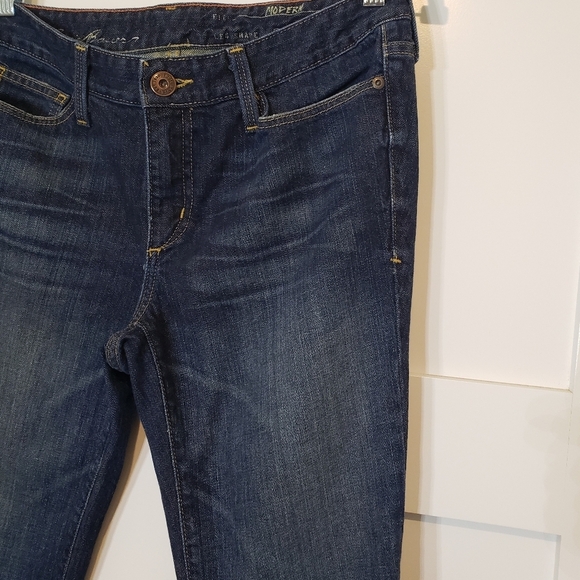 Eddie Bauer Bakely Boot Cut Blue Jeans - Picture 7 of 16